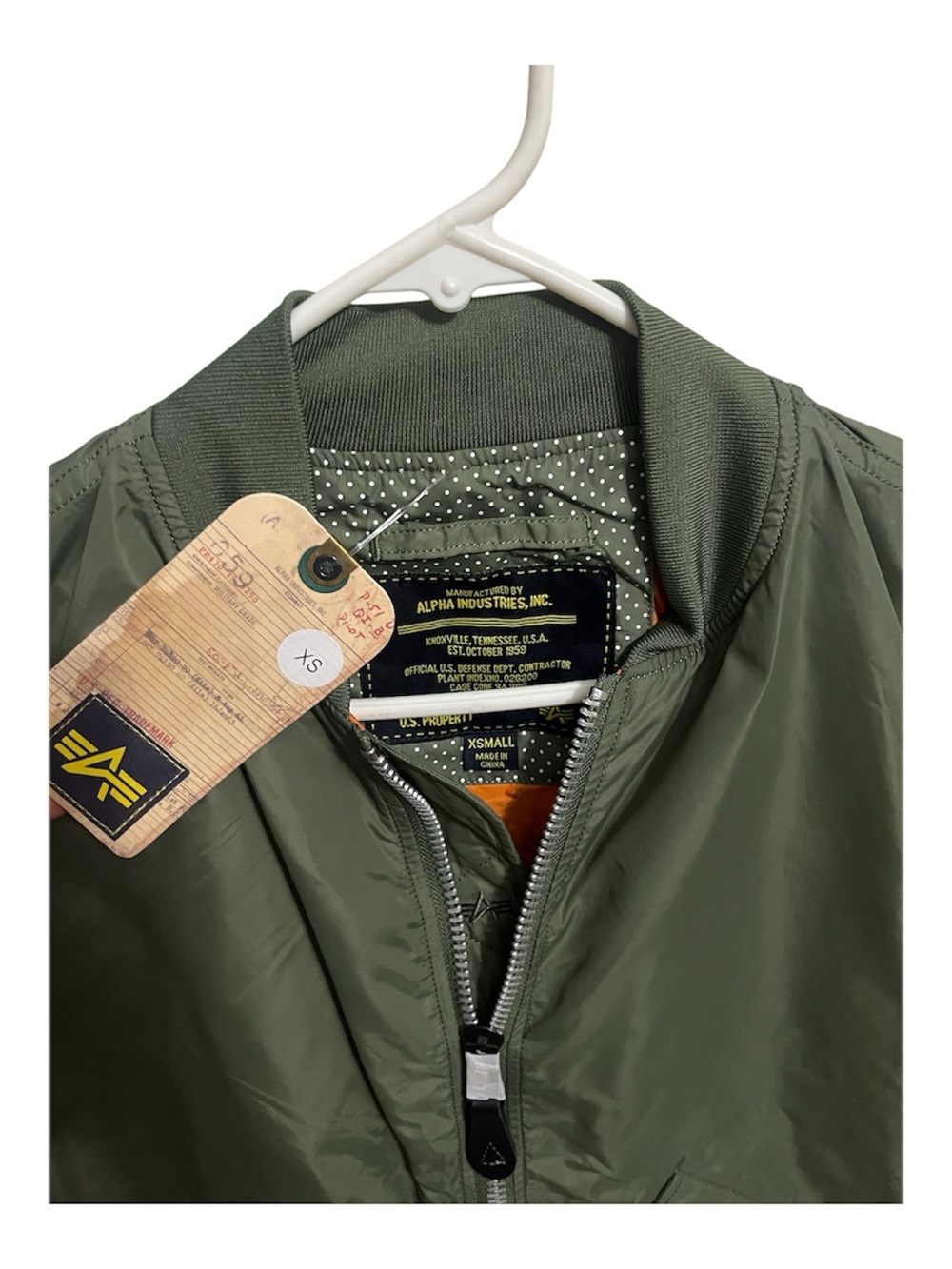 Alpha Industries Men's MA-1 Flight Bomber Jacket - Olive Green - Picture 3 of 4